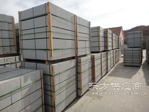 昆明路沿石選購指南 泥水水泥制品與石材的選擇及在線咨詢服務解析