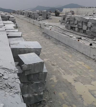 湖北芝麻灰 黃岡羅田產(chǎn)區(qū)G633花崗巖與石材礦山之美